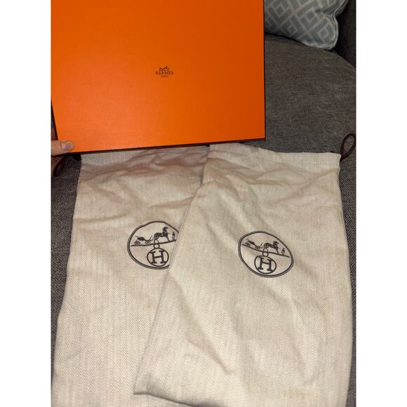 Hermès Shoebox & Dust bags  - Picture 1 of 5